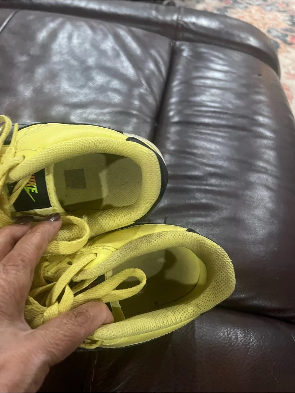 Nike Air Force 1 LV8 GS Volt Yellow Iridescent Swoosh Sneakers US 6Y /W8